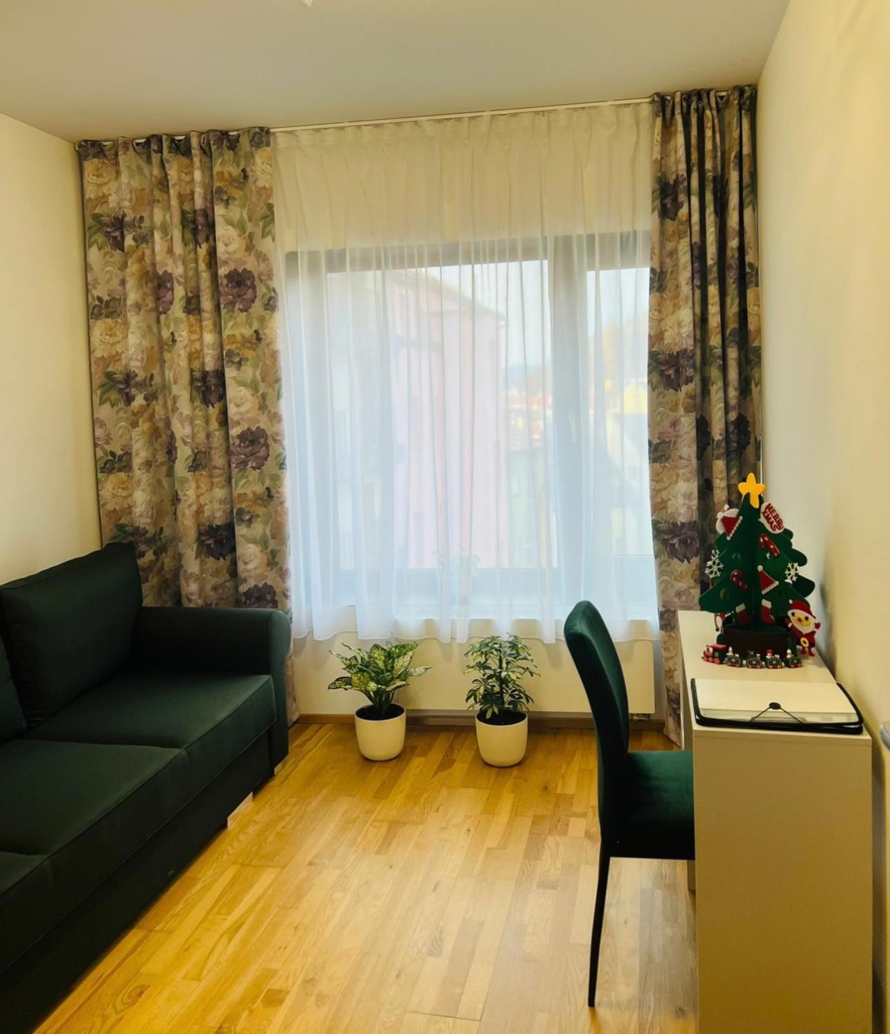 Apartamento Artflora Kv Premium Karlovy Vary Exterior foto