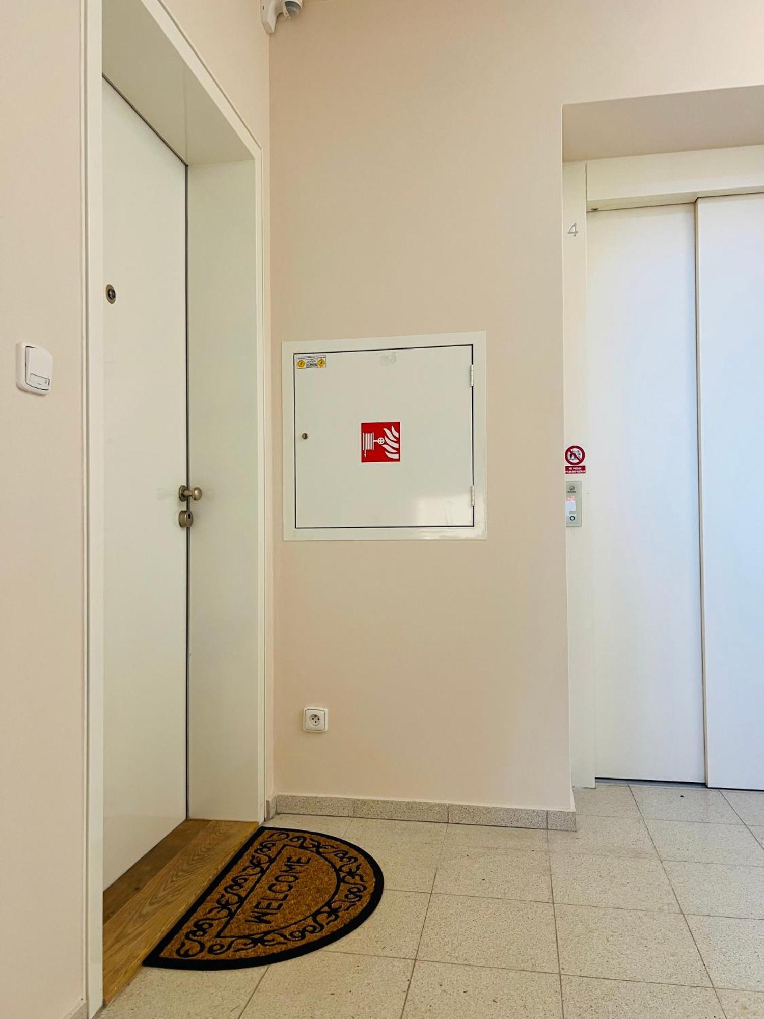 Apartamento Artflora Kv Premium Karlovy Vary Exterior foto