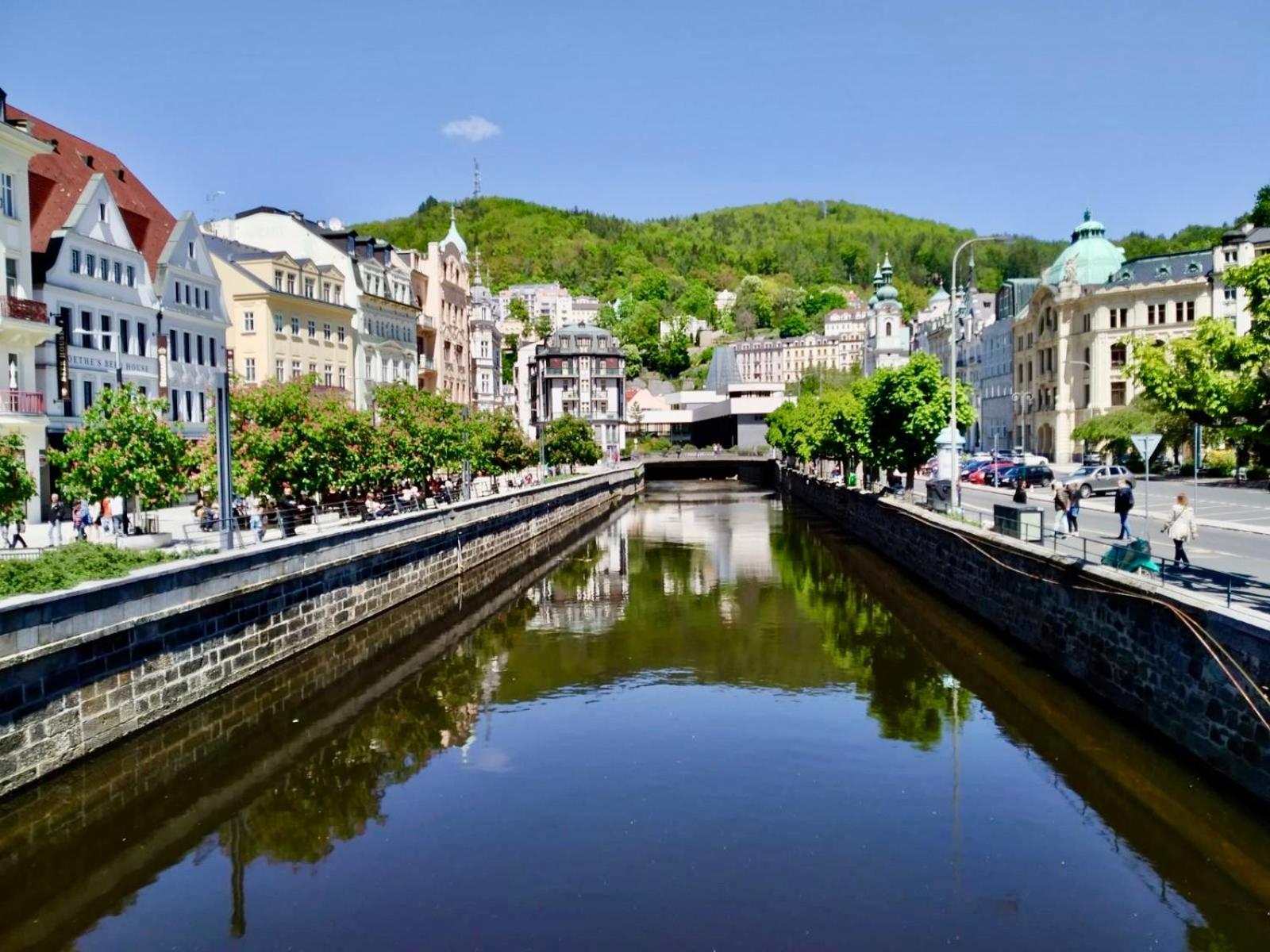 Apartamento Artflora Kv Premium Karlovy Vary Exterior foto