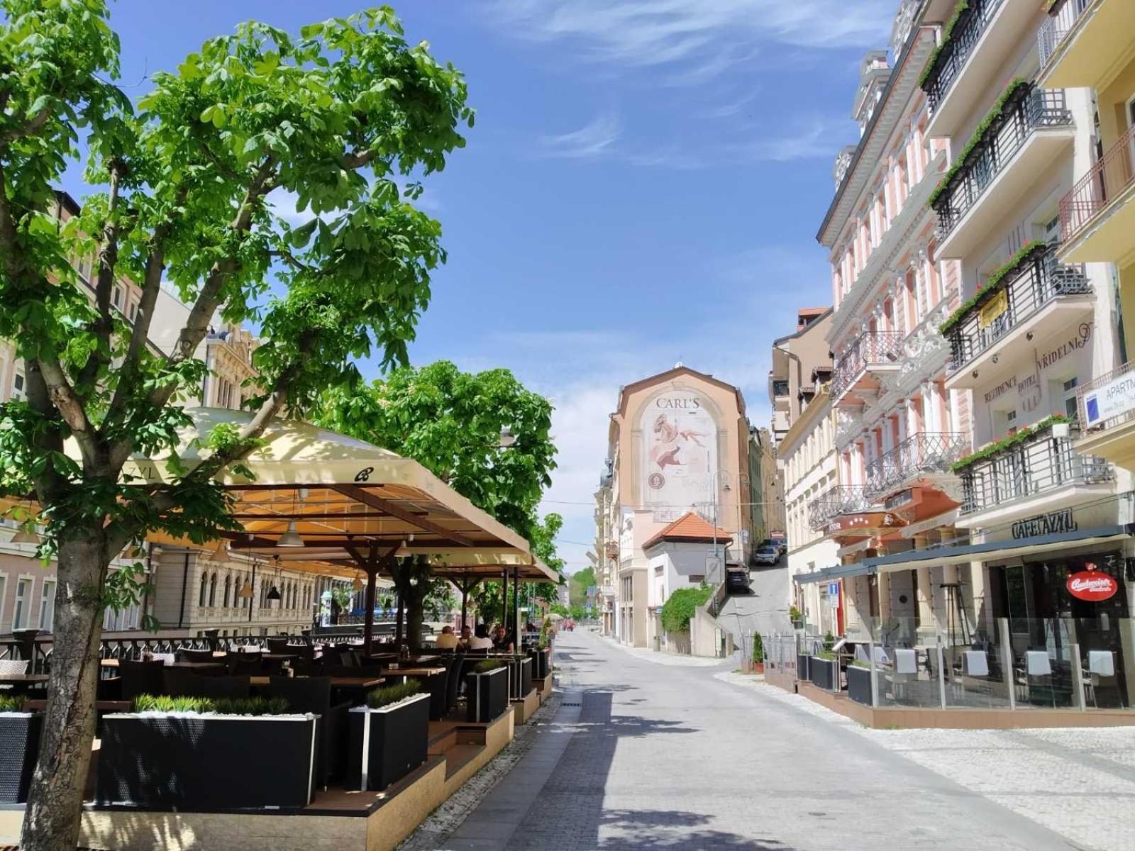 Apartamento Artflora Kv Premium Karlovy Vary Exterior foto
